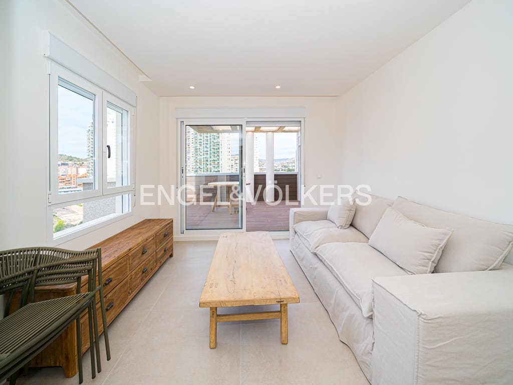 3 makuuhuone Huoneisto vuokrattavana paikassa Cala de Finestrat mukana uima-altaan 
autotalli - 1 800 € (Ref: 9255864)