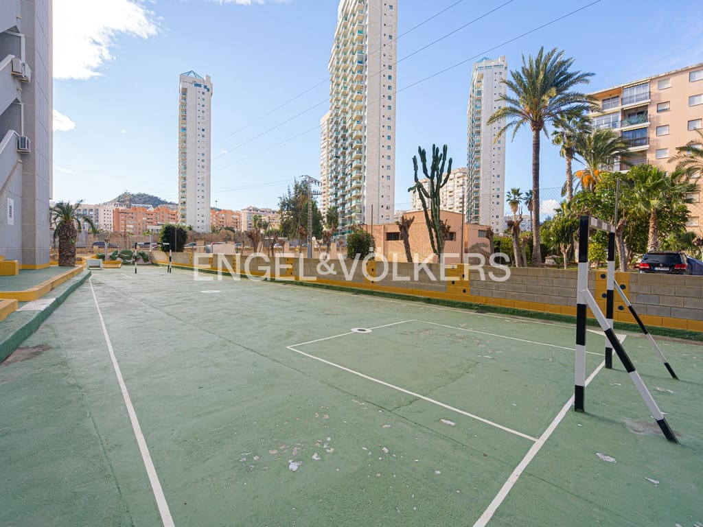 3 makuuhuone Huoneisto vuokrattavana paikassa Cala de Finestrat mukana uima-altaan 
autotalli - 1 800 € (Ref: 9255864)