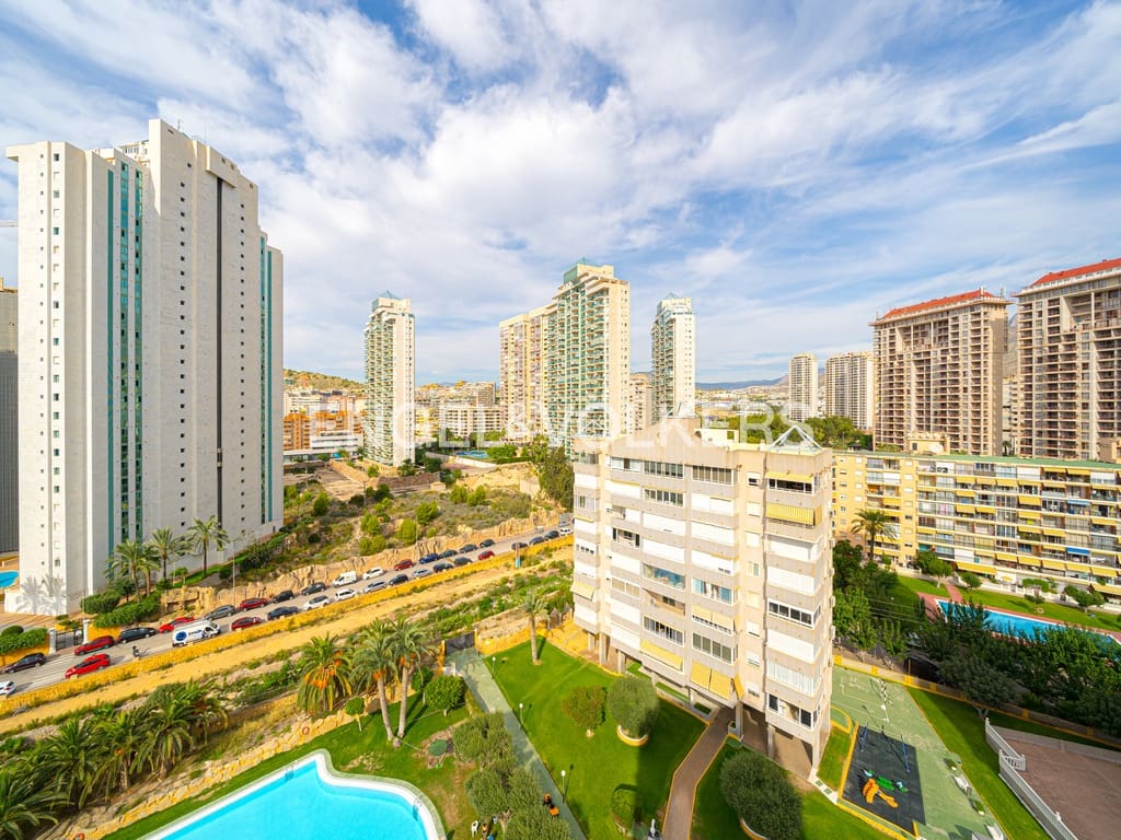 3 makuuhuone Huoneisto vuokrattavana paikassa Cala de Finestrat mukana uima-altaan 
autotalli - 1 800 € (Ref: 9255864)