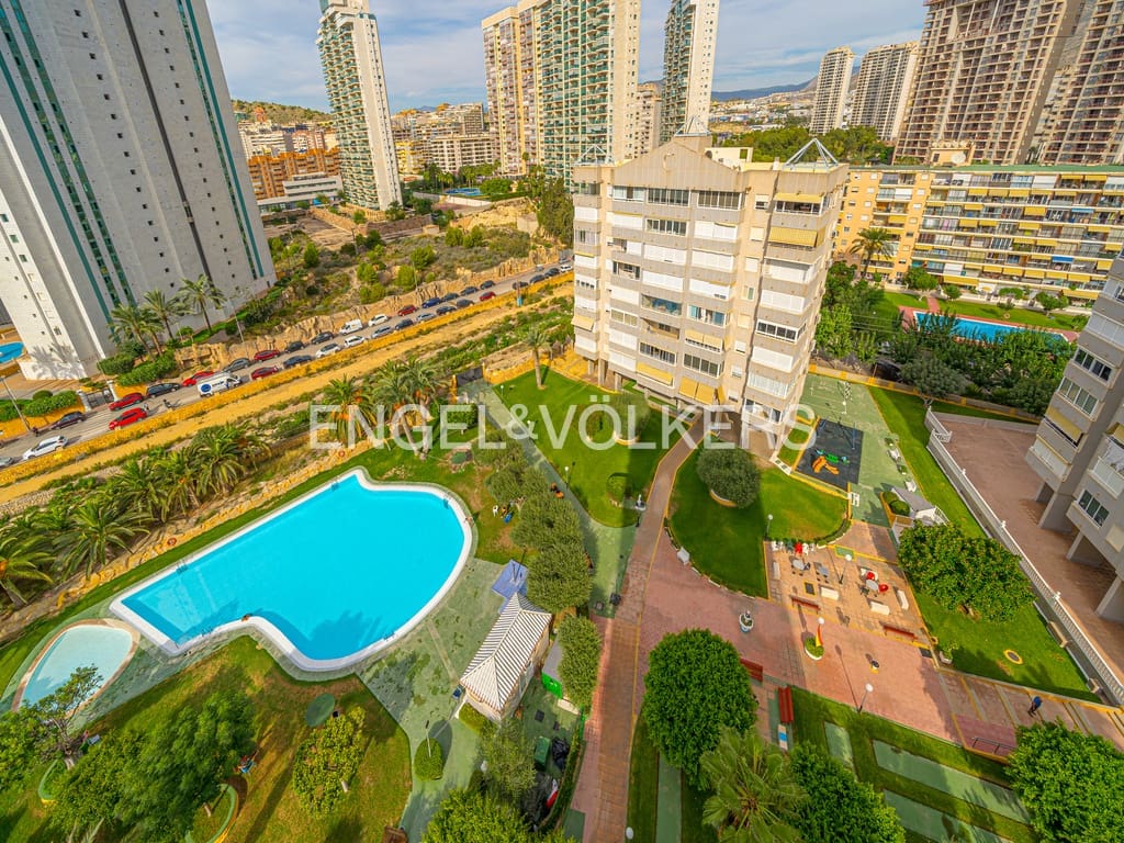 3 makuuhuone Huoneisto vuokrattavana paikassa Cala de Finestrat mukana uima-altaan 
autotalli - 1 800 € (Ref: 9255864)