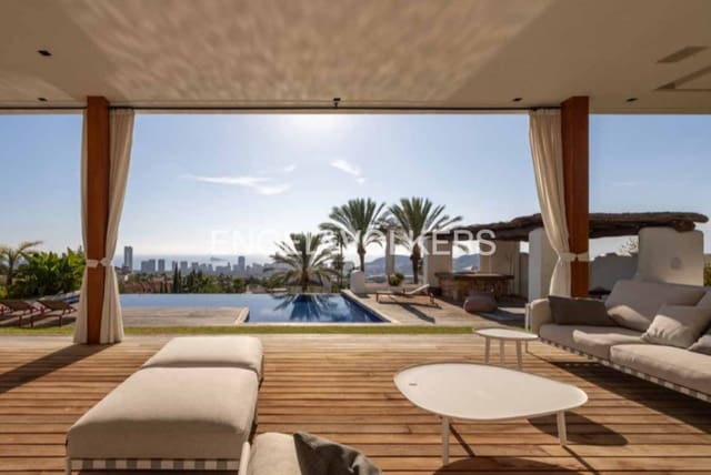 5 soverom Villa til salgs i Finestrat med svømmebasseng garasje - € 3 500 000 (Ref: 9263038)