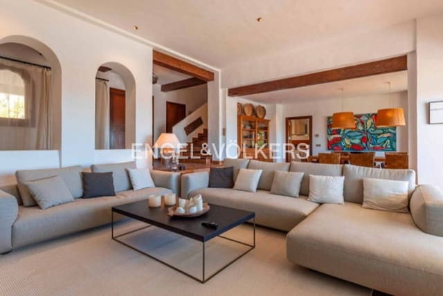5 bedroom Villa for sale in Finestrat Pueblo, Finestrat with pool garage - € 3,500,000 (Ref: 9263038)