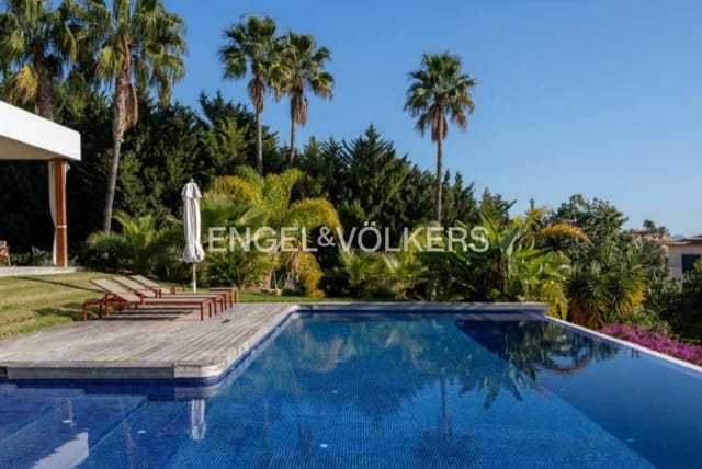 5 bedroom Villa for sale in Finestrat Pueblo, Finestrat with pool garage - € 3,500,000 (Ref: 9263038)