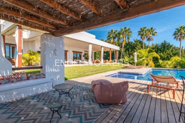 5 bedroom Villa for sale in Finestrat Pueblo, Finestrat with pool garage - € 3,500,000 (Ref: 9263038)