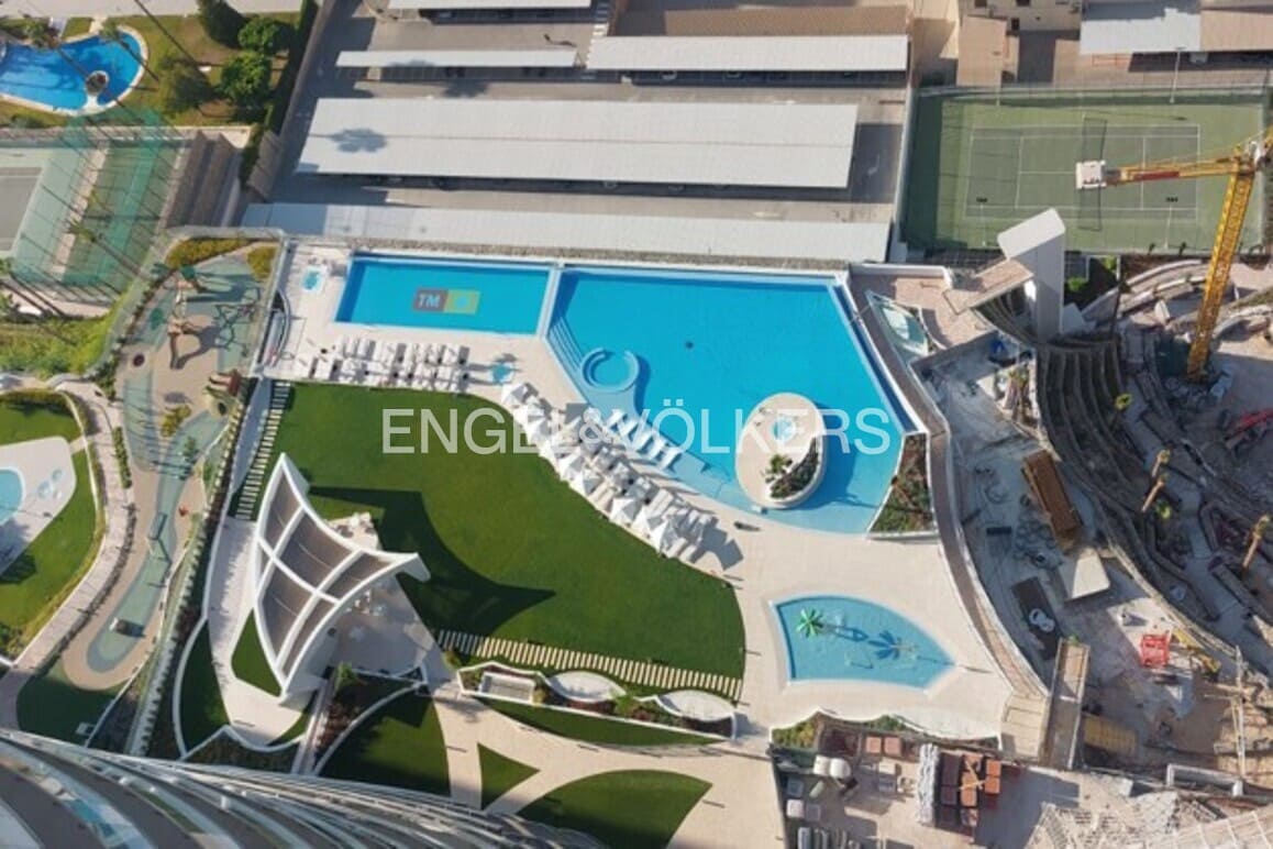 2 soverom Leilighet til salgs i Benidorm med svømmebasseng garasje - € 610 000 (Ref: 9289388)