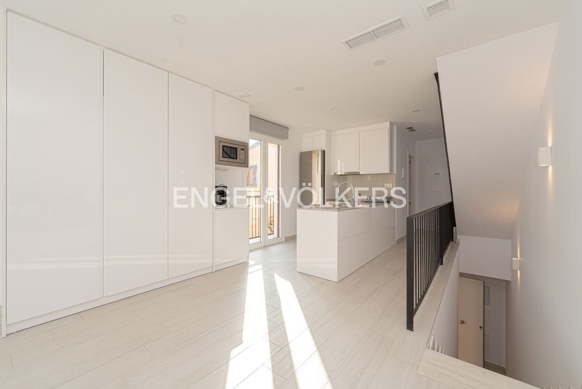 6 makuuhuone Omakotitalo myytävänä paikassa Finestrat - 985 000 € (Ref: 9294015)