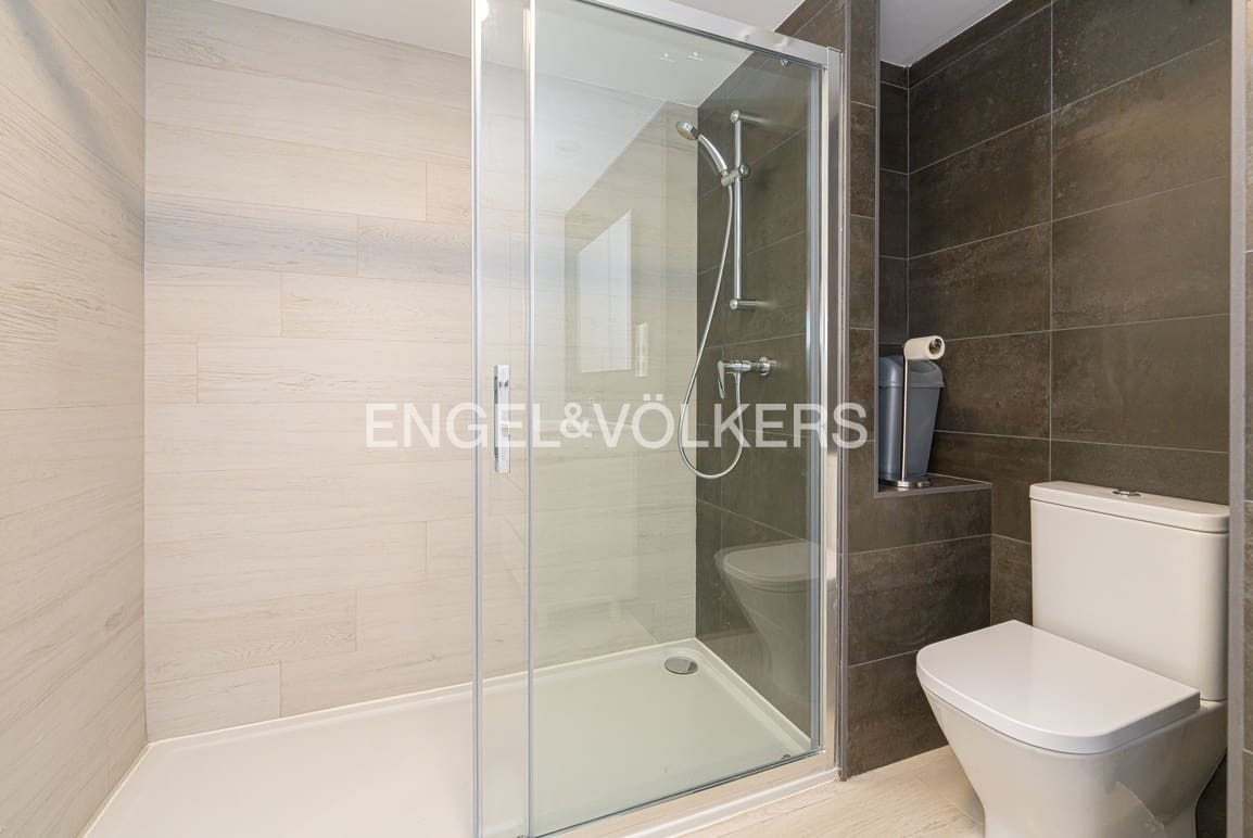 6 makuuhuone Omakotitalo myytävänä paikassa Finestrat - 985 000 € (Ref: 9294015)