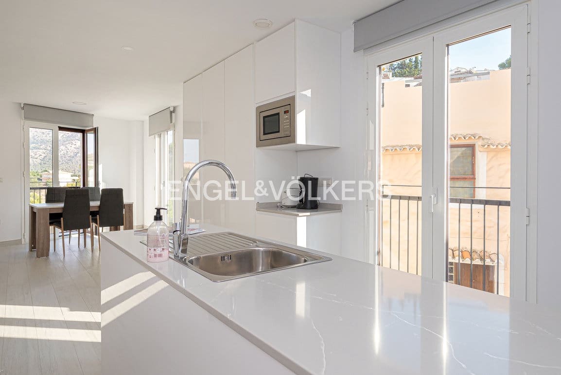 6 chambre Maison de Ville à vendre à Finestrat - 850 000 € (Ref: 9294015)