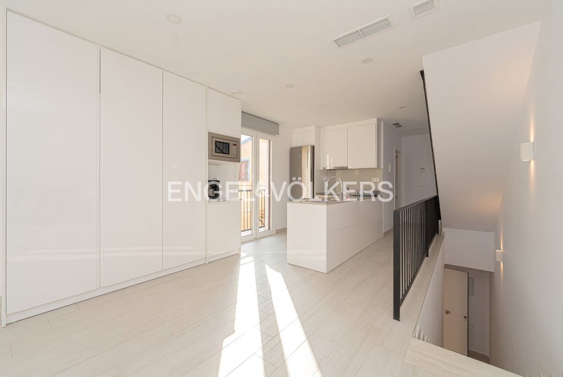 6 chambre Maison de Ville à vendre à Finestrat - 850 000 € (Ref: 9294015)