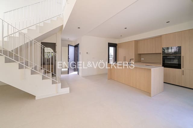 3 chambre Villa/Maison à vendre à Finestrat Pueblo, Finestrat avec piscine garage - 825 000 € (Ref: 9294775)