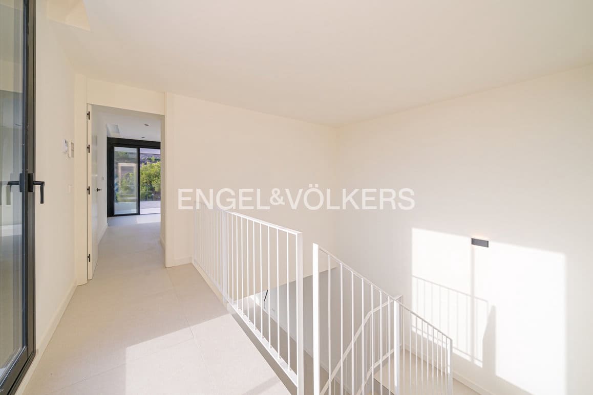 3 bedroom Villa for sale in Finestrat with pool garage - € 825,000 (Ref: 9294775)