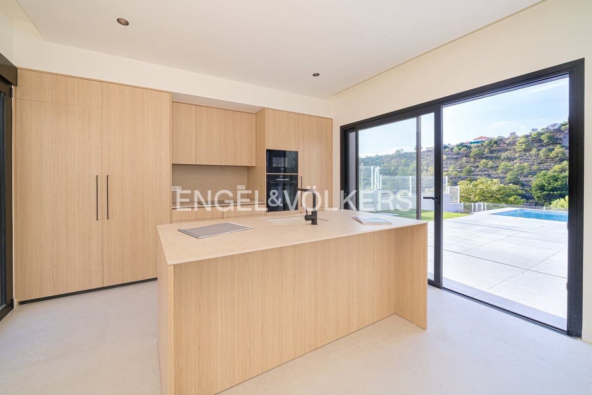 3 bedroom Villa for sale in Finestrat with pool garage - € 825,000 (Ref: 9294775)