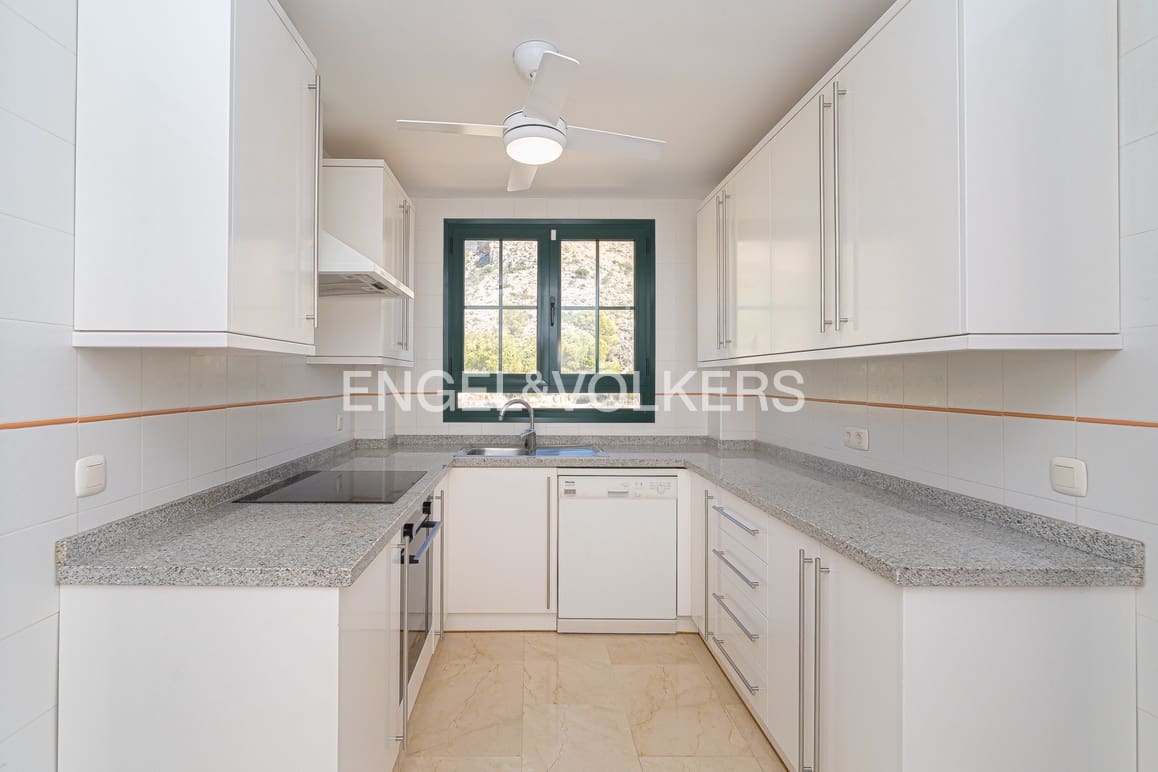 3 soveværelse Penthouse til salg i Finestrat med swimmingpool garage - € 465.000 (Ref: 9296414)