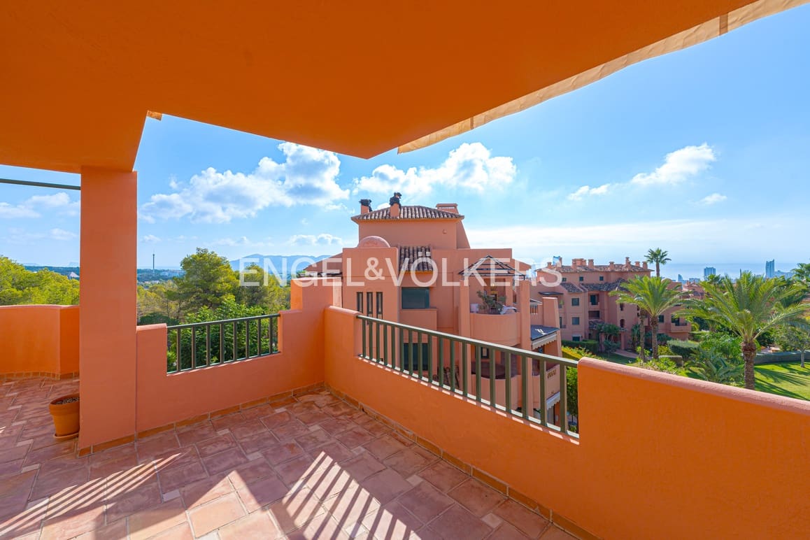 3 soveværelse Penthouse til salg i Finestrat med swimmingpool garage - € 465.000 (Ref: 9296414)