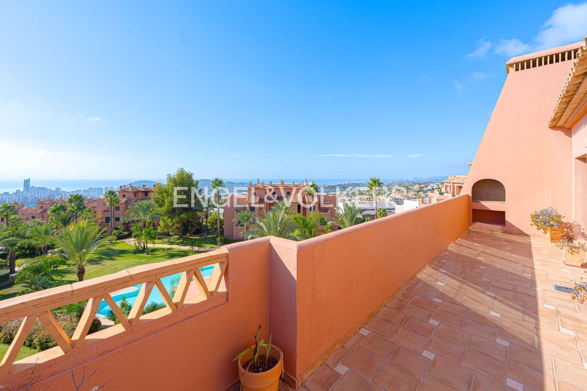 3 soveværelse Penthouse til salg i Finestrat med swimmingpool garage - € 465.000 (Ref: 9296414)