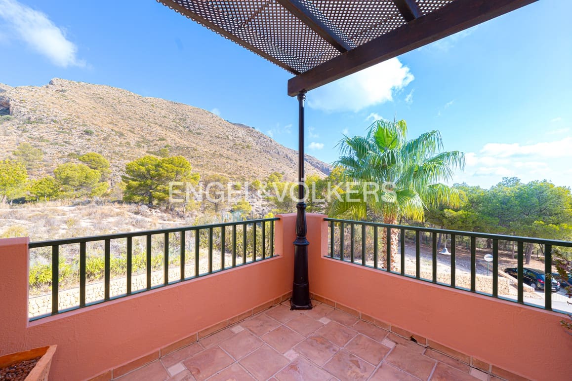 3 soveværelse Penthouse til salg i Finestrat med swimmingpool garage - € 465.000 (Ref: 9296414)