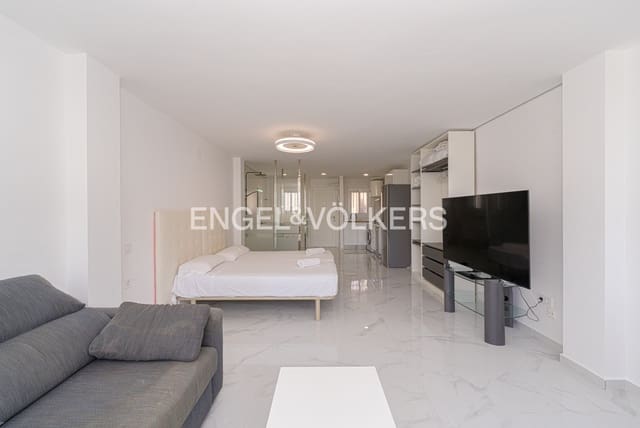 Studio til salg i Benidorm med swimmingpool garage - € 215.000 (Ref: 9306847)