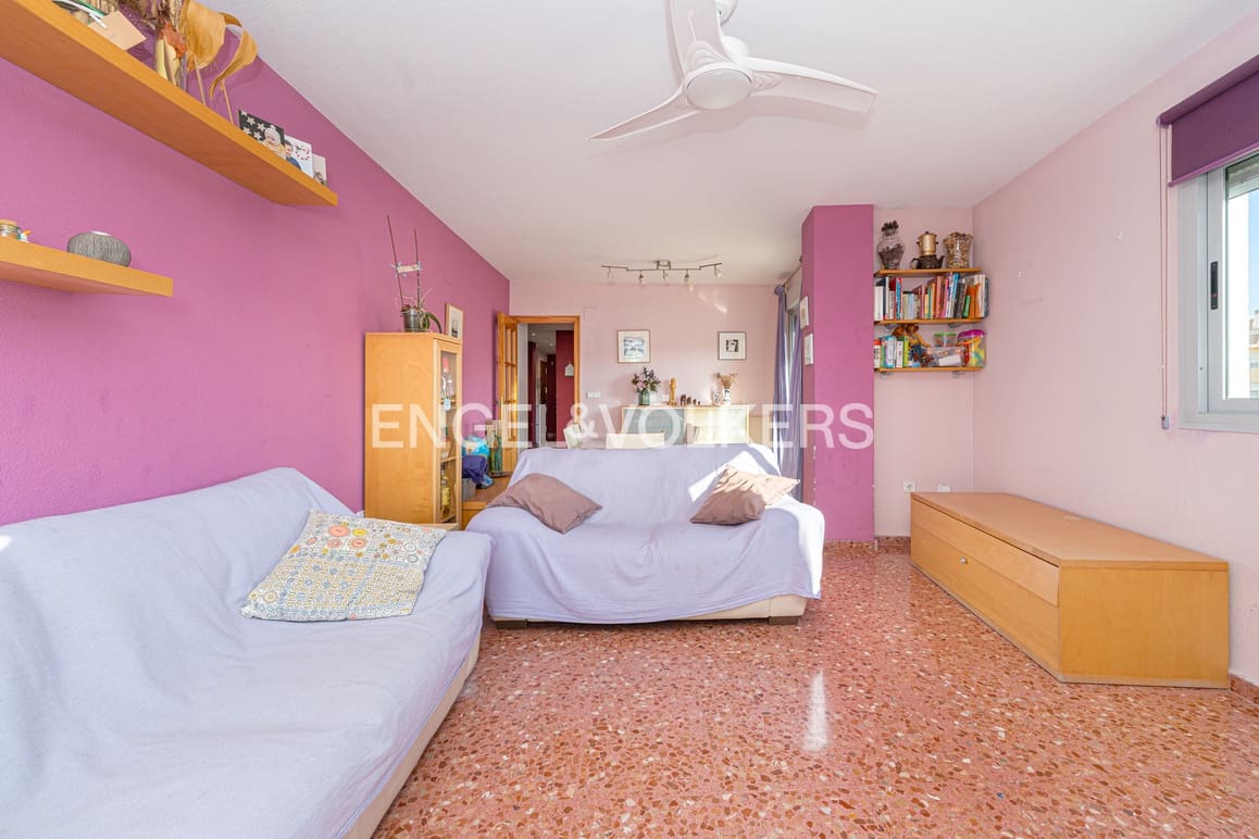 3 bedroom Apartment for sale in La Villajoyosa / Vila Joiosa with garage - € 290,000 (Ref: 9306848)