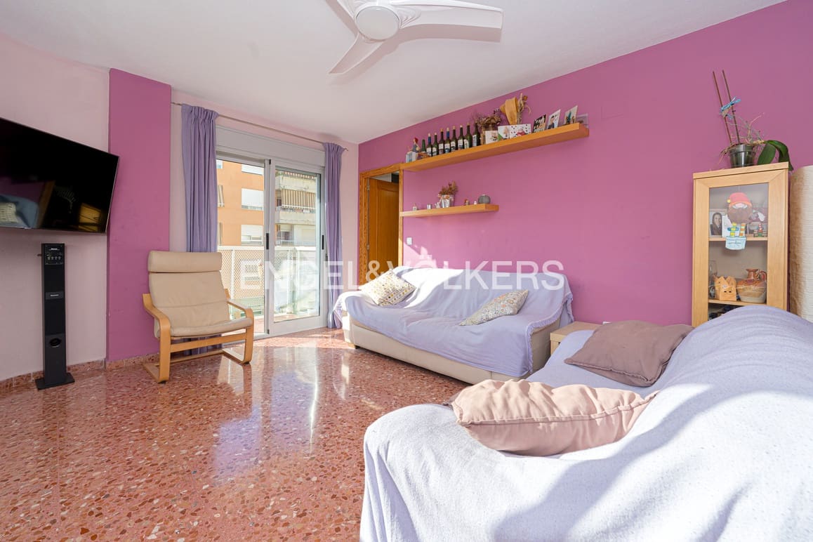 3 bedroom Apartment for sale in La Villajoyosa / Vila Joiosa with garage - € 290,000 (Ref: 9306848)