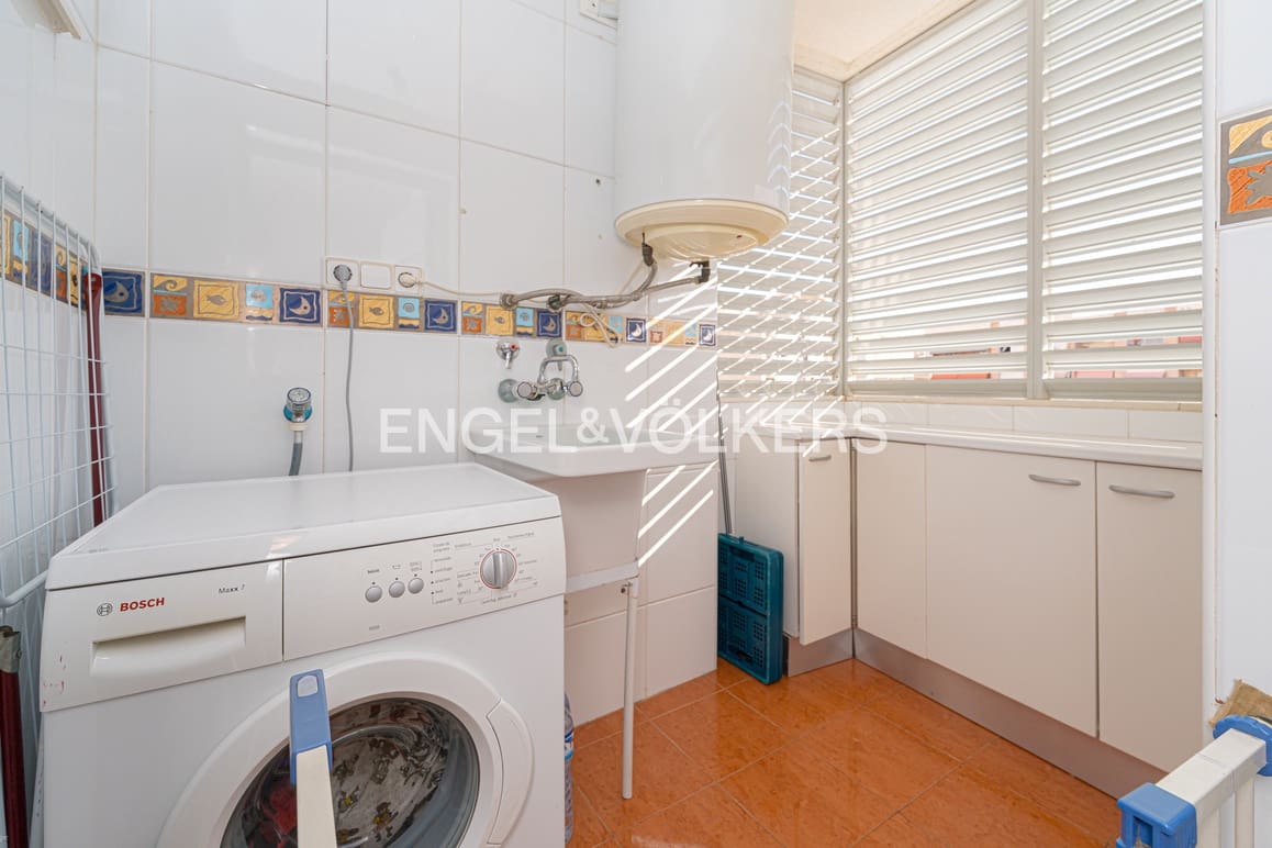 3 bedroom Apartment for sale in La Villajoyosa / Vila Joiosa with garage - € 290,000 (Ref: 9306848)