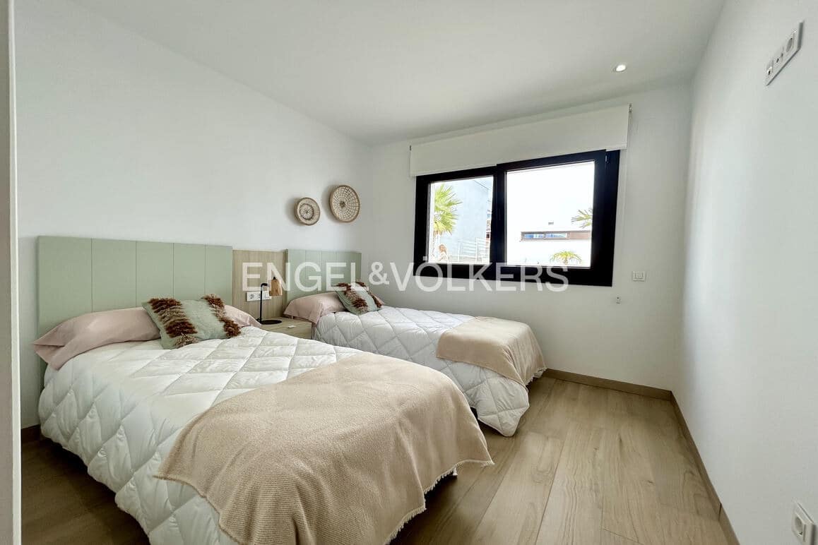 Apartamento de 3 habitaciones en Finestrat en venta con piscina garaje - 389.900 € (Ref: 9307261)