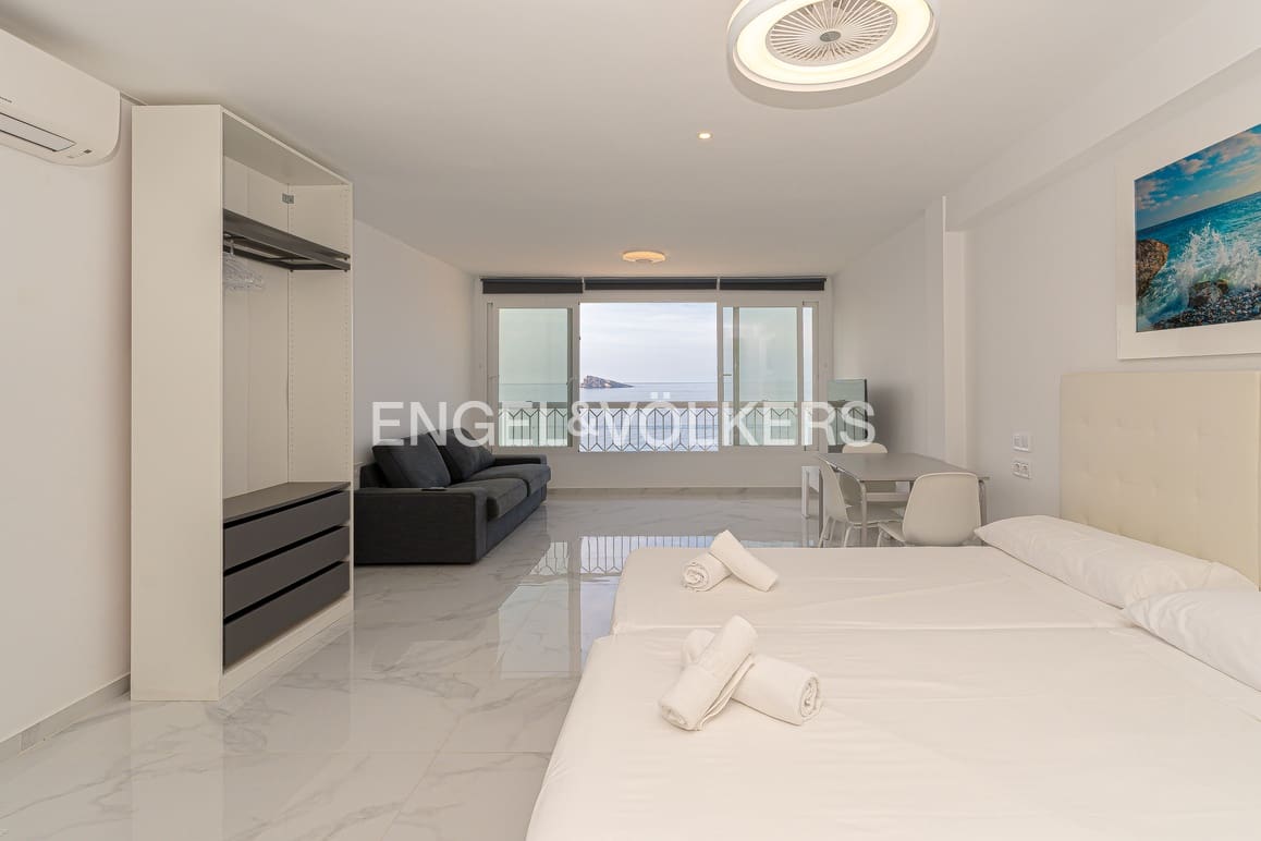 Studio til salg i Benidorm med swimmingpool garage - € 295.000 (Ref: 9309371)