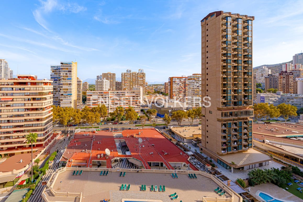 Studio til salg i Benidorm med swimmingpool garage - € 295.000 (Ref: 9309371)
