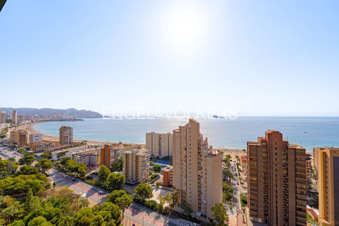 4 soveværelse Lejlighed til salg i Benidorm med swimmingpool garage - € 780.000 (Ref: 9311394)