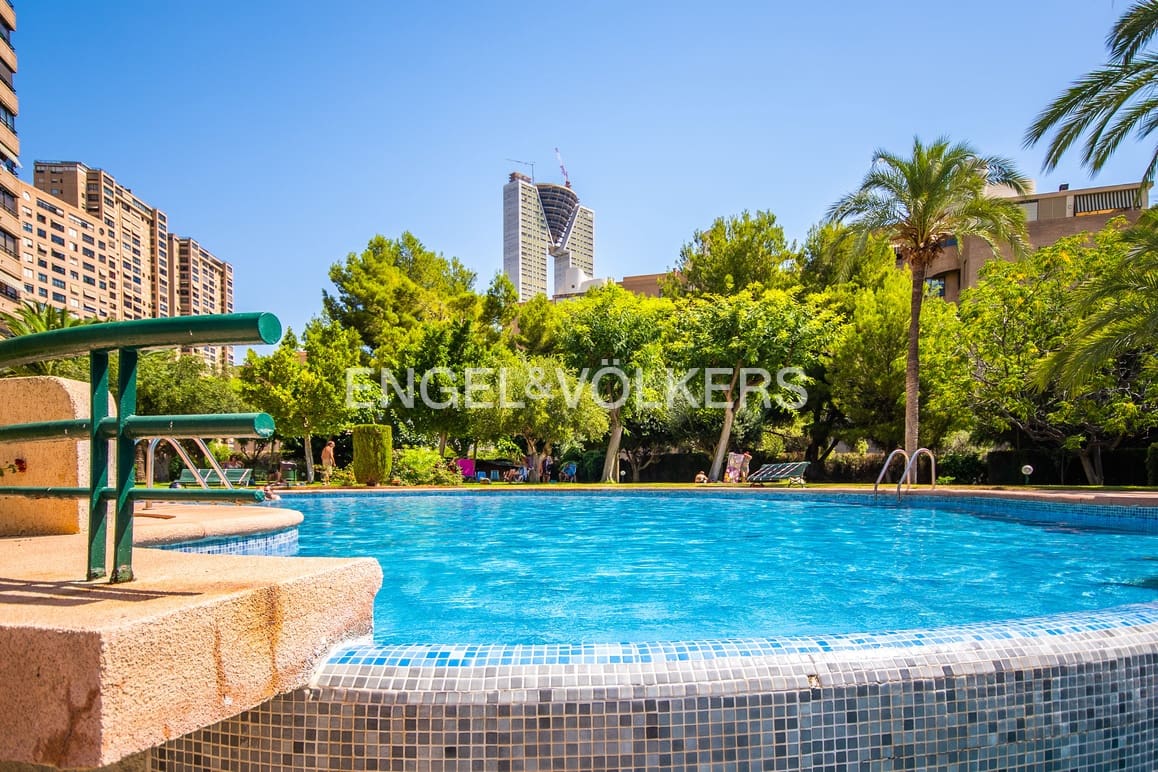 4 soveværelse Lejlighed til salg i Benidorm med swimmingpool garage - € 780.000 (Ref: 9311394)