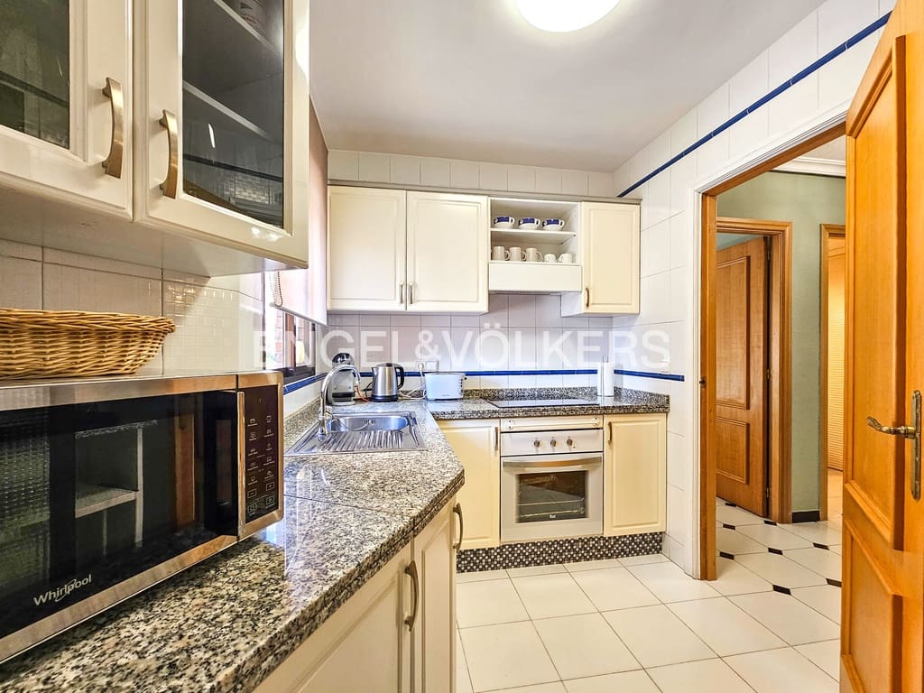 2 soveværelse Lejlighed til leje i Cala de Finestrat med swimmingpool - € 1.300 (Ref: 9329591)