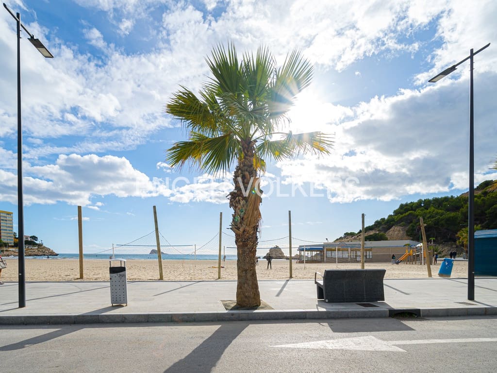 2 soveværelse Lejlighed til leje i Cala de Finestrat med swimmingpool - € 1.300 (Ref: 9329591)