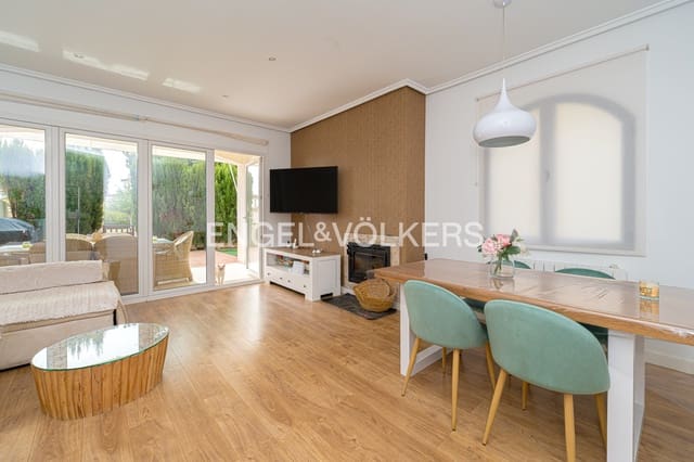 4 Zimmer Reihenhaus zu verkaufen in Polop mit Pool Garage - 450.000 € (Ref: 9329592)