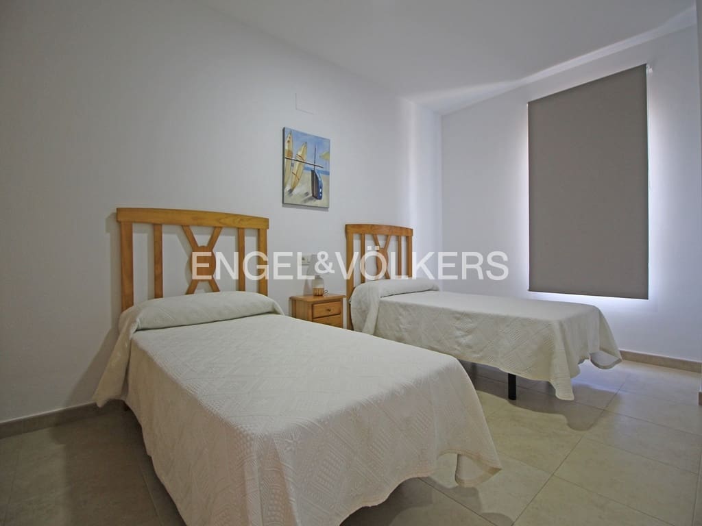 Appartement de 3 chambres à louer à La Villajoyosa / Vila Joiosa avec piscine garage - 1 200 € (Ref: 9344087)