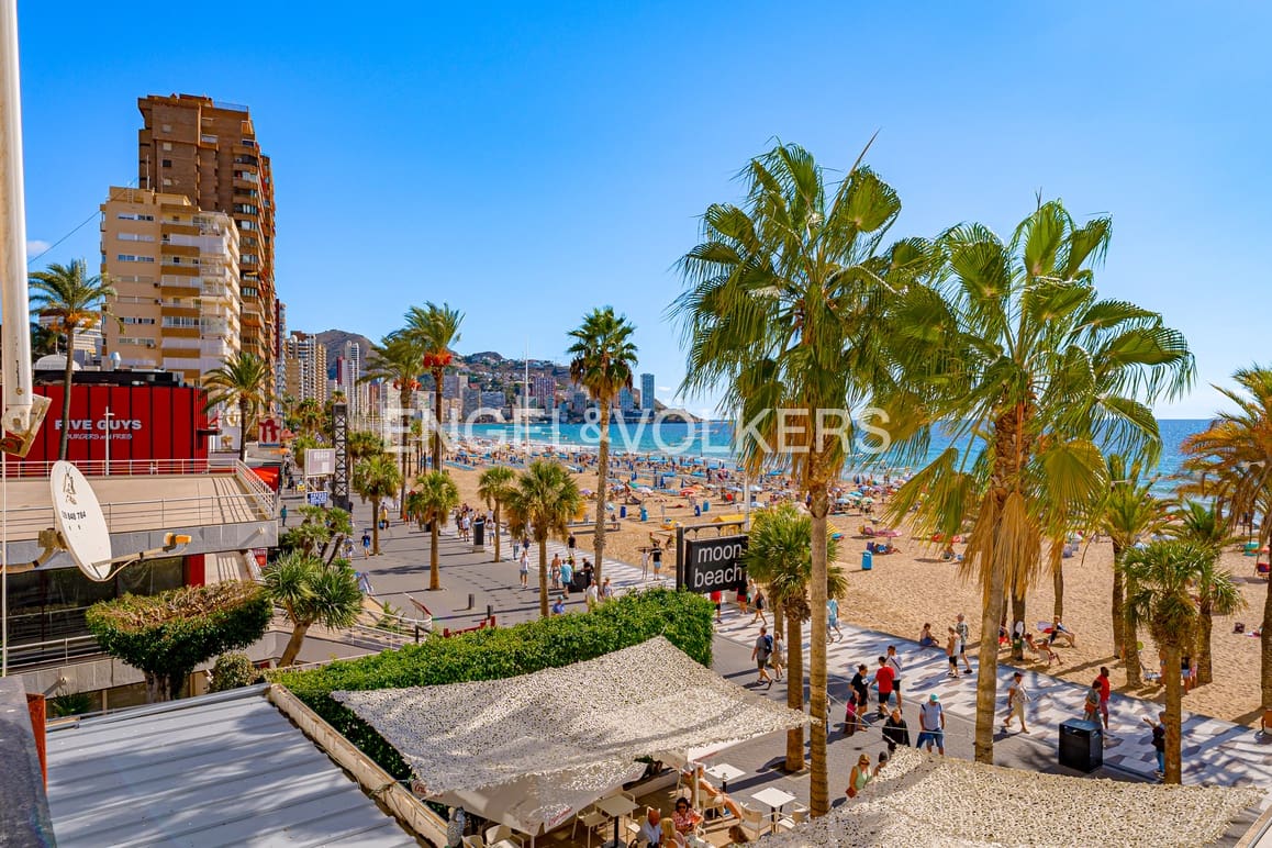 4 soveværelse Lejlighed til salg i Benidorm med garage - € 518.000 (Ref: 9348591)