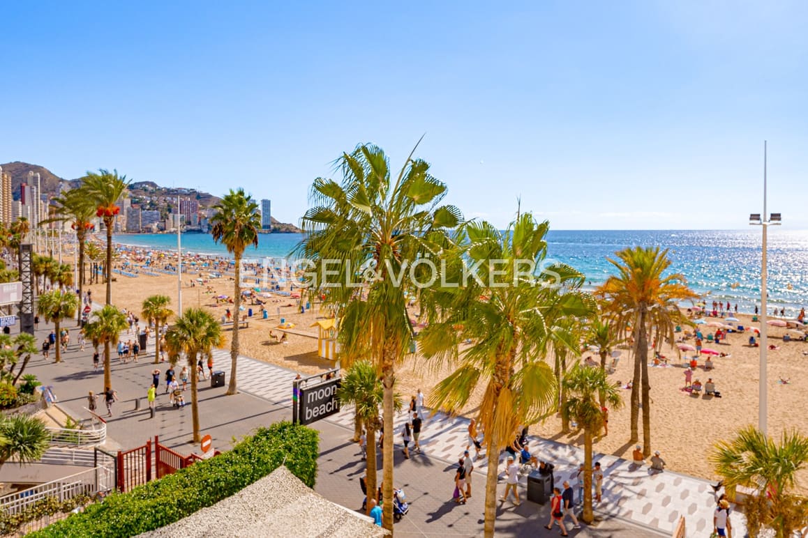 4 soveværelse Lejlighed til salg i Benidorm med garage - € 518.000 (Ref: 9348591)