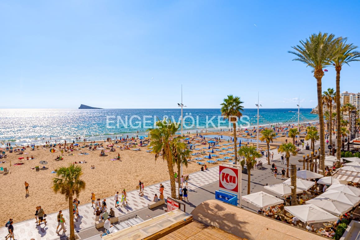 4 soveværelse Lejlighed til salg i Benidorm med garage - € 518.000 (Ref: 9348591)