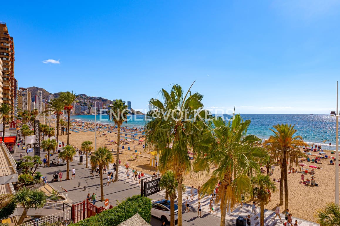 4 soveværelse Lejlighed til salg i Benidorm med garage - € 518.000 (Ref: 9348591)