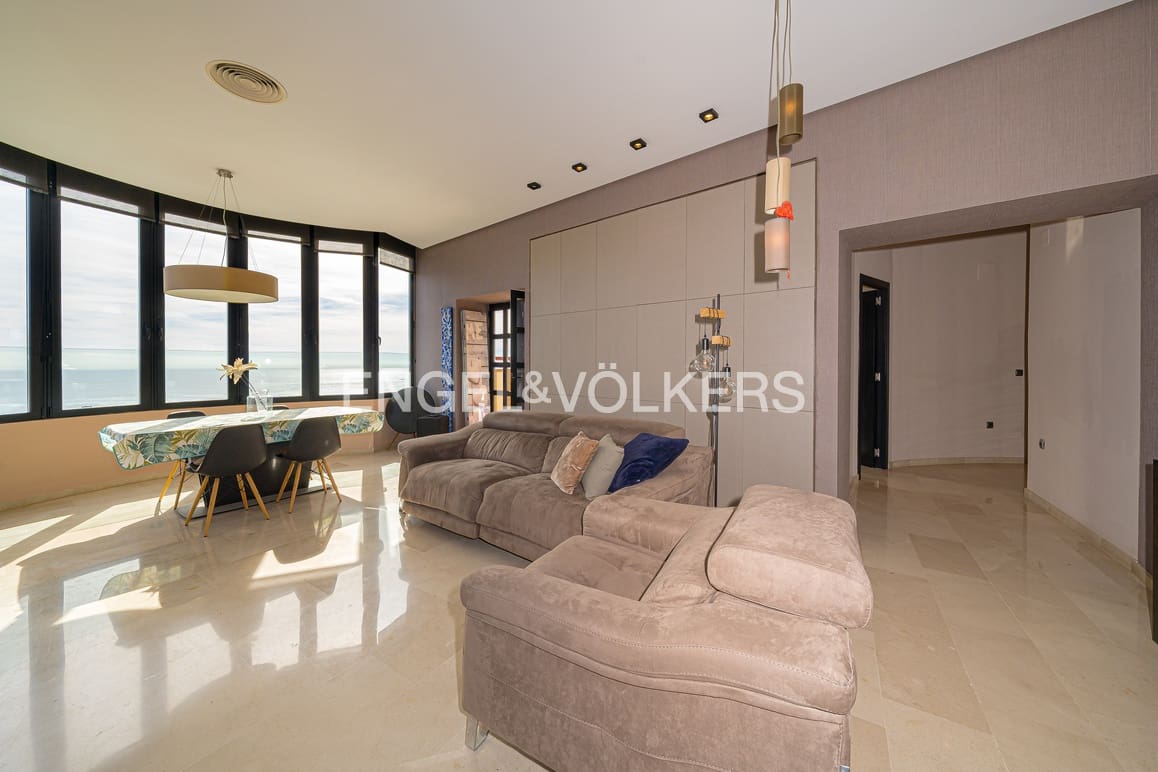 3 soverom Leilighet til salgs i Benidorm med svømmebasseng garasje - € 790 000 (Ref: 9357652)