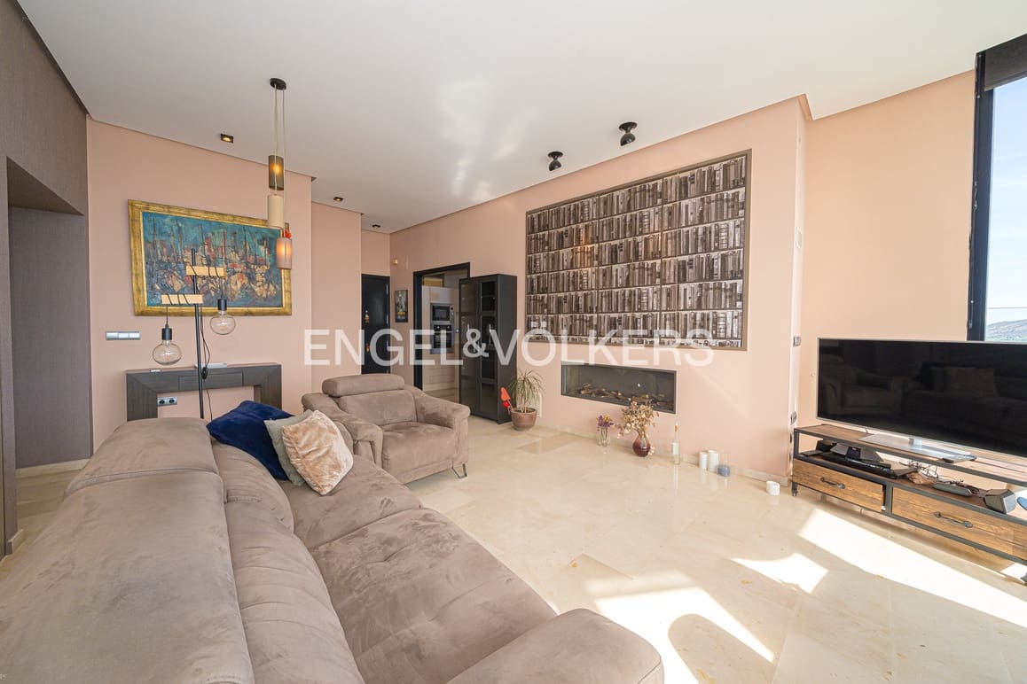 3 soverom Leilighet til salgs i Benidorm med svømmebasseng garasje - € 790 000 (Ref: 9357652)