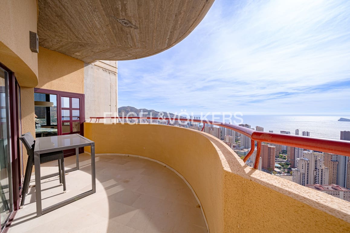 3 soverom Leilighet til salgs i Benidorm med svømmebasseng garasje - € 790 000 (Ref: 9357652)