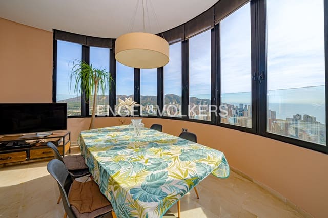 3 soverom Leilighet til salgs i Benidorm med svømmebasseng garasje - € 790 000 (Ref: 9357652)