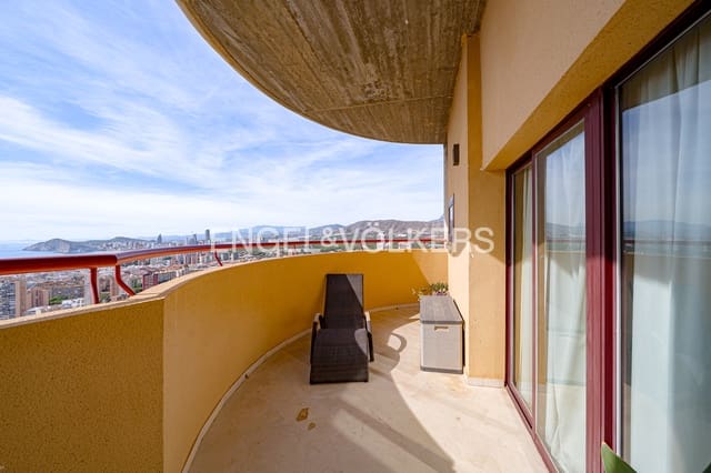 3 soverom Leilighet til salgs i Benidorm med svømmebasseng garasje - € 790 000 (Ref: 9357652)