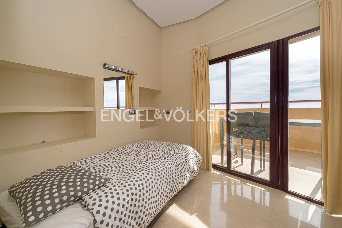 3 soverom Leilighet til salgs i Benidorm med svømmebasseng garasje - € 790 000 (Ref: 9357652)