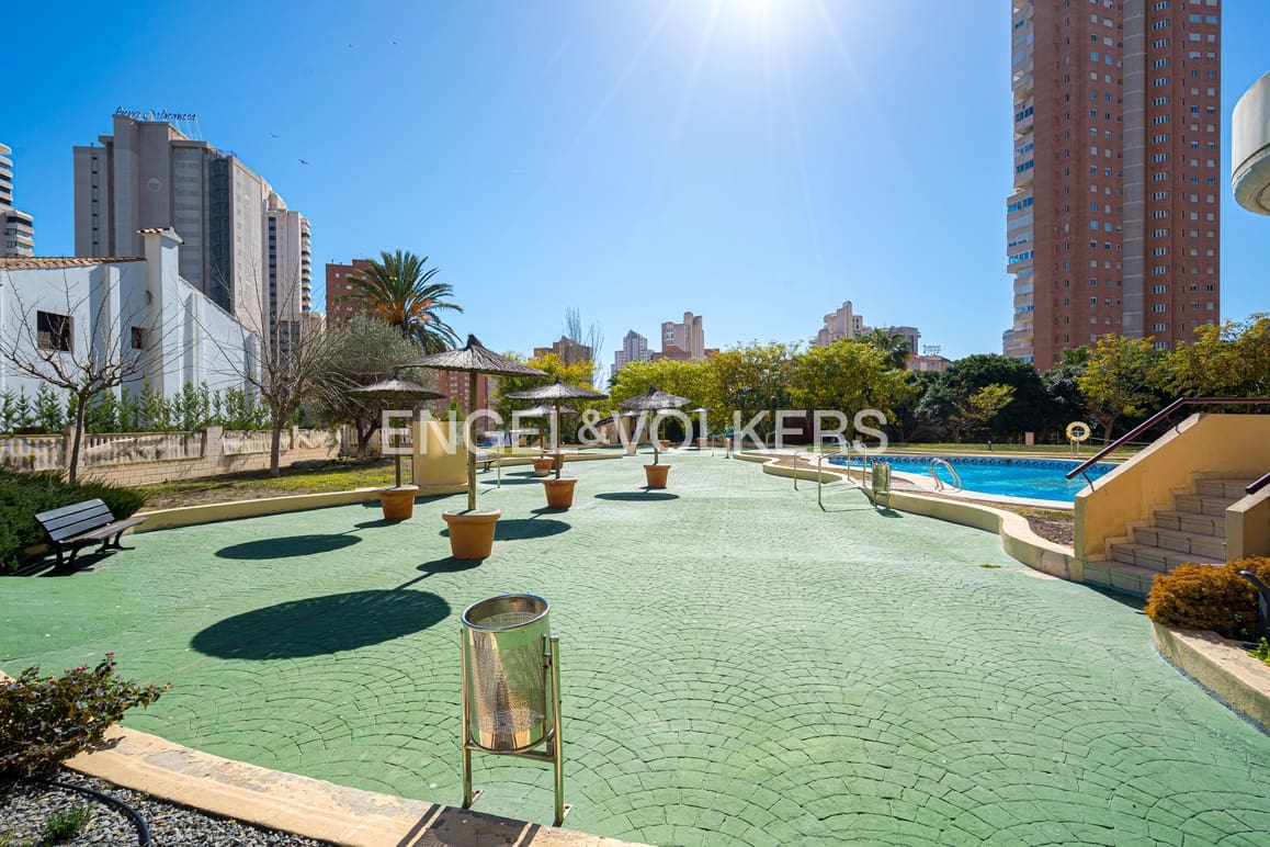 3 soverom Leilighet til salgs i Benidorm med svømmebasseng garasje - € 790 000 (Ref: 9357652)