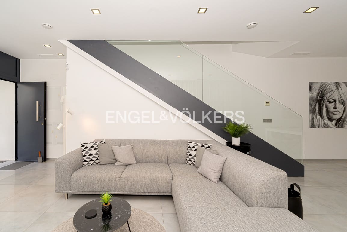 3 soveværelse Villa til salg i Finestrat med swimmingpool garage - € 998.000 (Ref: 9357653)