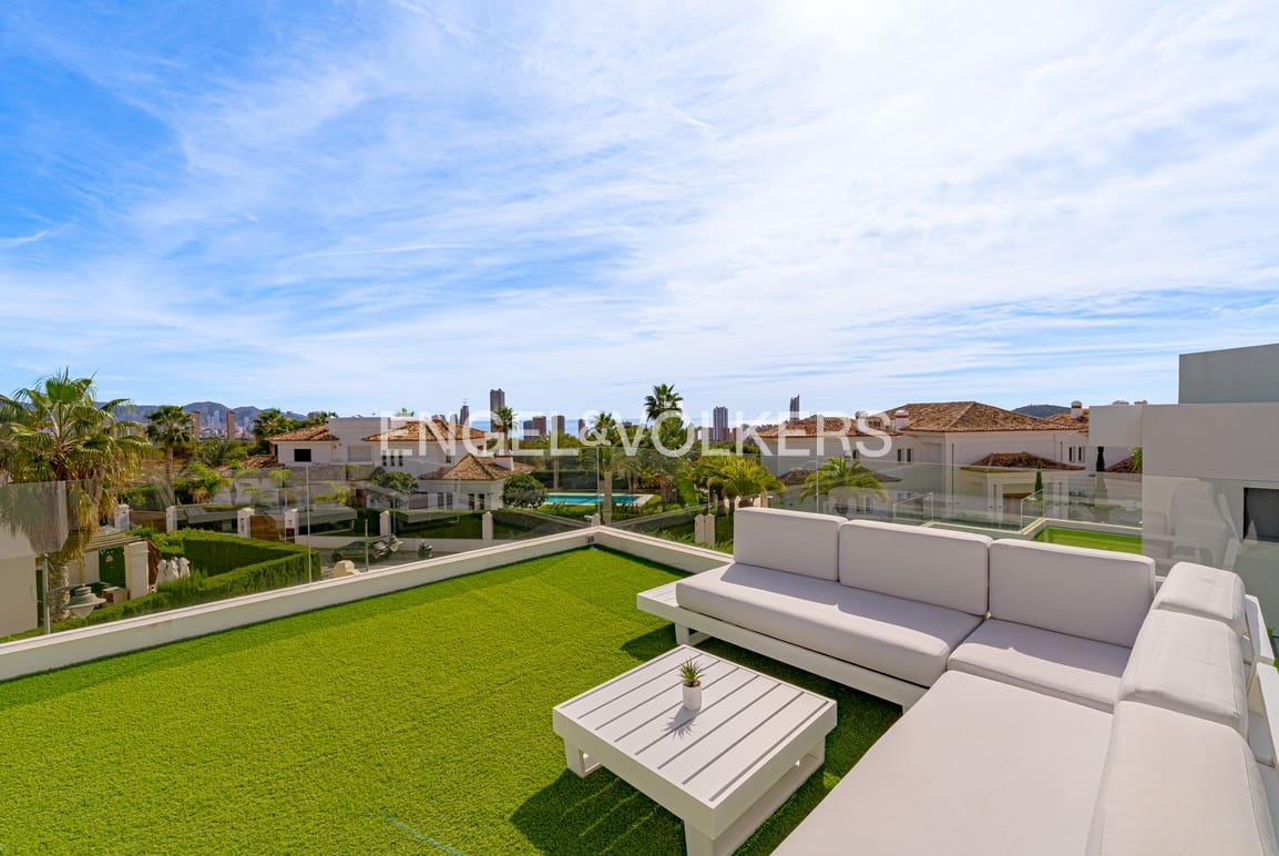 3 soveværelse Villa til salg i Finestrat med swimmingpool garage - € 998.000 (Ref: 9357653)