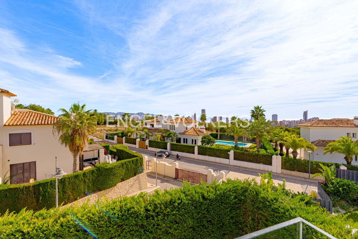 3 soveværelse Villa til salg i Finestrat med swimmingpool garage - € 998.000 (Ref: 9357653)