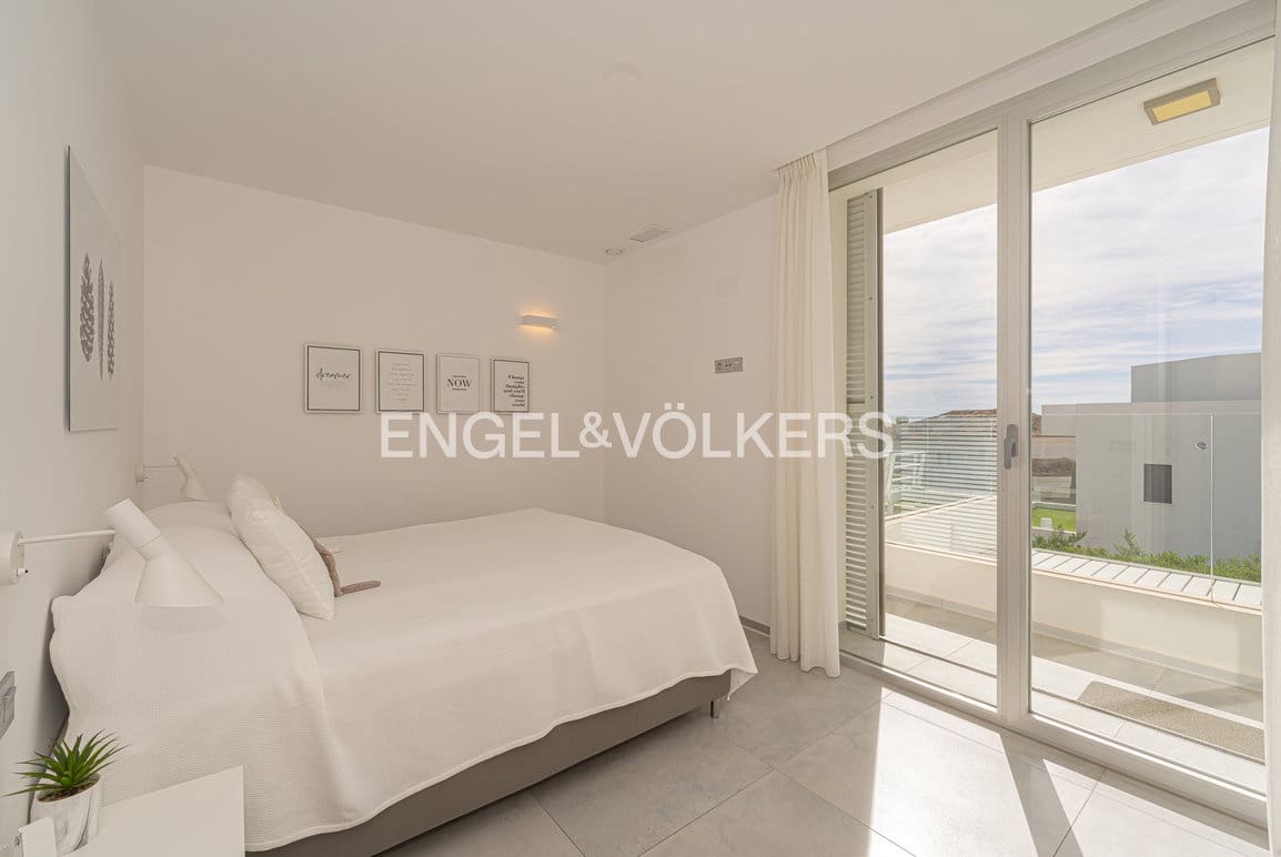 3 bedroom Villa for sale in Finestrat with pool garage - € 950,000 (Ref: 9357653)