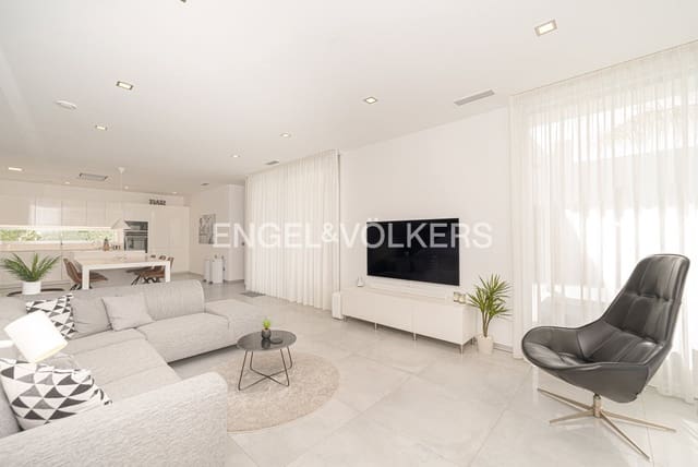 3 makuuhuone Huvila myytävänä paikassa Finestrat Pueblo, Finestrat mukana uima-altaan 
autotalli - 950 000 € (Ref: 9357653)
