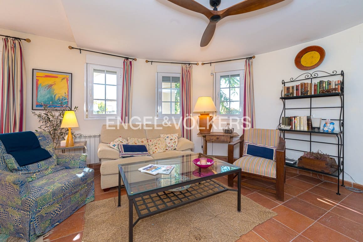 3 soverom Villa til salgs i La Villajoyosa / Vila Joiosa med svømmebasseng garasje - € 490 000 (Ref: 9363043)